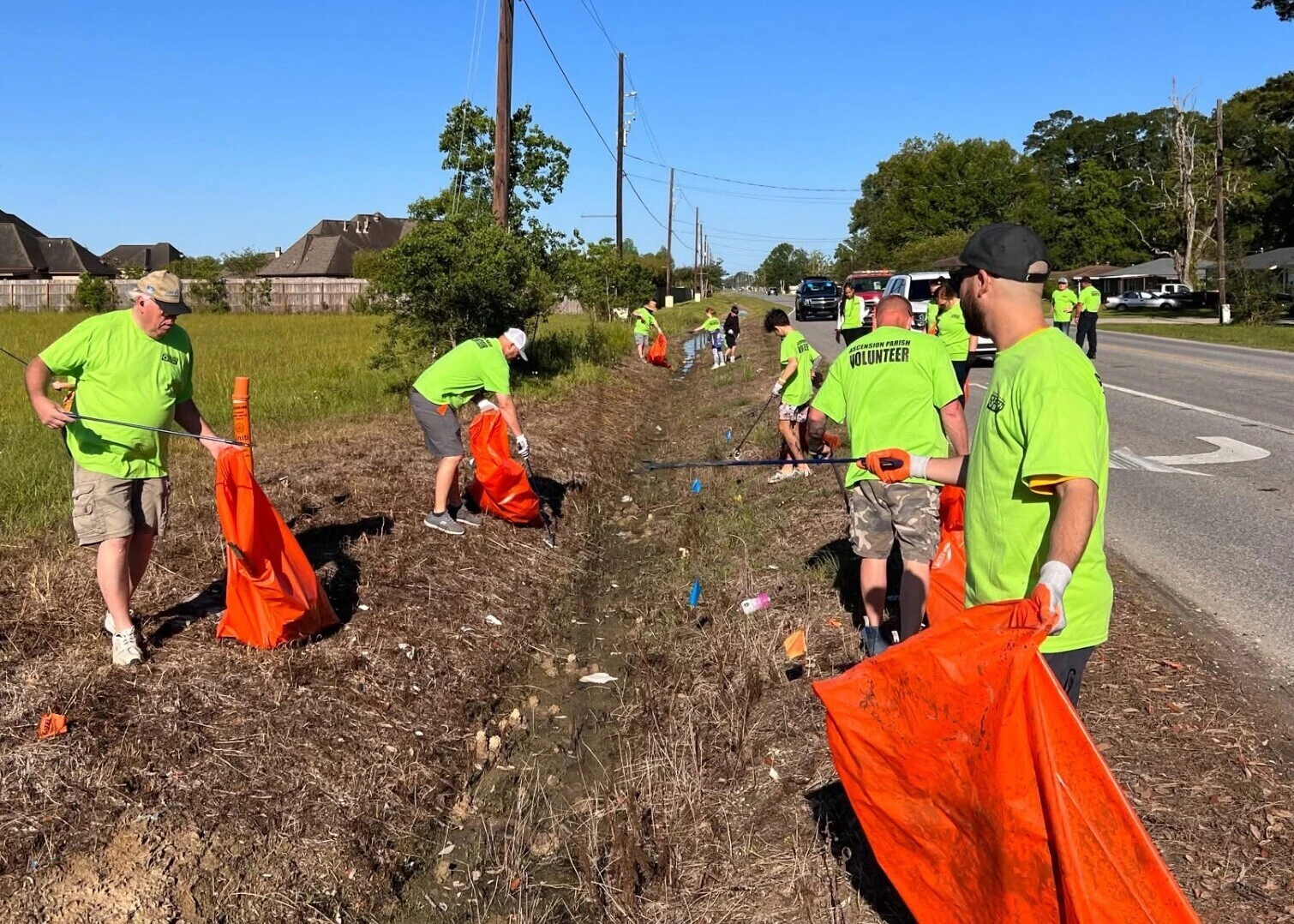 Trash bash volunteerpic